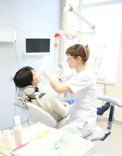 MADENT DENTAL ESTHETIC PORADNIA STOMATOLOGICZNA